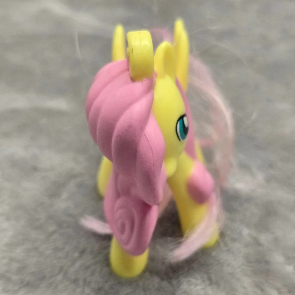 My Little Pony Fluttershy Pegasus Figure‎ Yellow Pink 2 Inch Collectible Toy